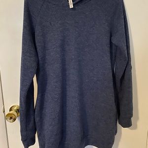 Long sleeve active sweater